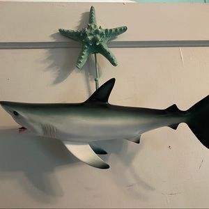 18” shark wall plaque